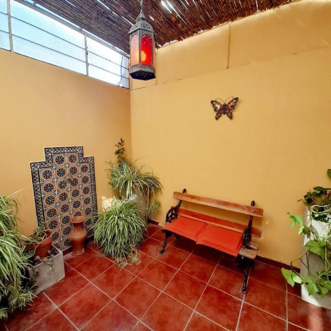 ¨Las Mayolicas¨ Hermoso Depto Con Patio Espanol Мендоса Экстерьер фото